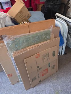 17 large moving boxes 📦