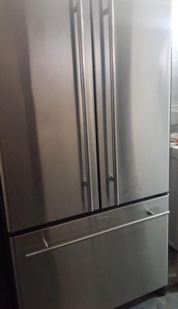 Good Maytag French Door - GREAT condition!