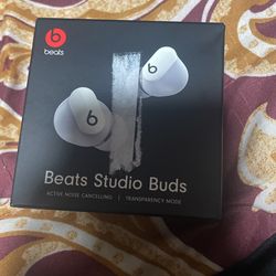 Beats Studio Buds
