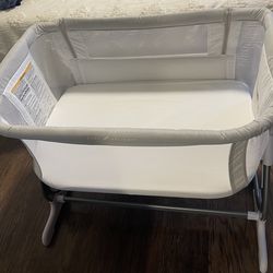 “baby delight” baby bassinet