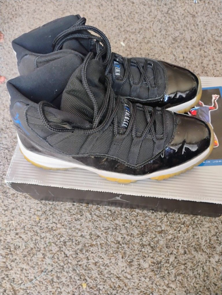 Jordan Retro 11 Space Jam