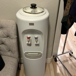 Water Dispenser 