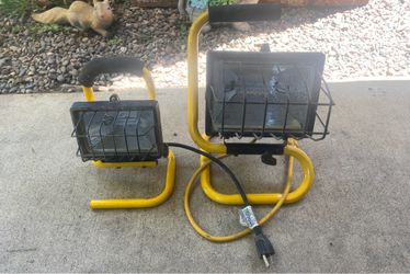 Small Plug in Stand Work Lights