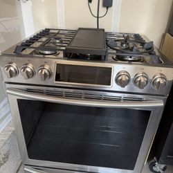 Samsung Gas Range  