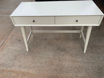 Small desk