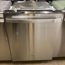 GE 24 In. Top Control Dishwasher New Scratch And Dent 