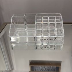 Multi Function Organizer Makeup Tools/ Brush Holder. 