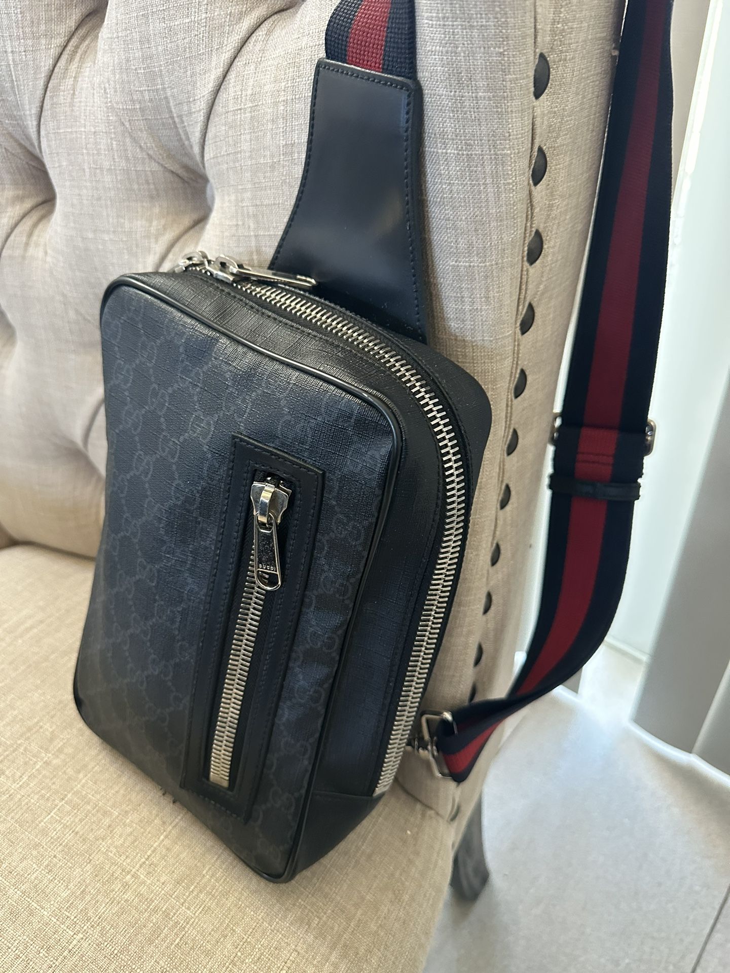 Gucci Men bag 100% Authentic