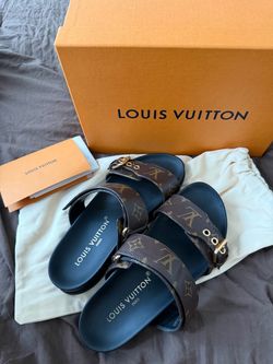 Lv sandals