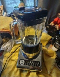 7 speed blender cuisineart power blend 600 works amazing.