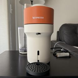 Nespresso Vertuo Pop orange