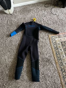Wetsuit