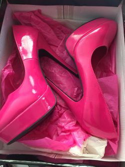 Pink Heels size 8
