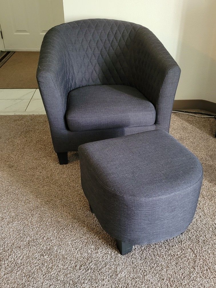 Isabella Collection - Decorative and Ottoman upholstered chair of contemporary padded fabric, grey colour