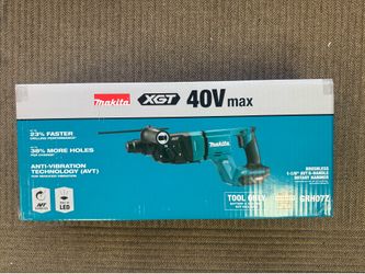 Makita 40V max XGT 1 1/8in AVT Rotary Hammer (Bare Tool)