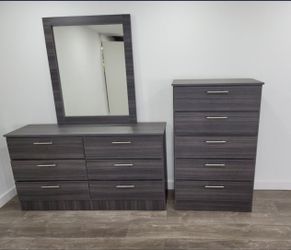 Dresser Whit Mirror And Chest - Cómoda Con Espejo Y Gavetero