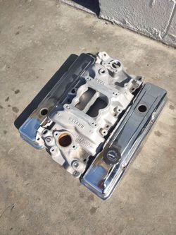Weiand 8004 SBC intake and valve covers