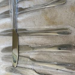 Dinner knifes