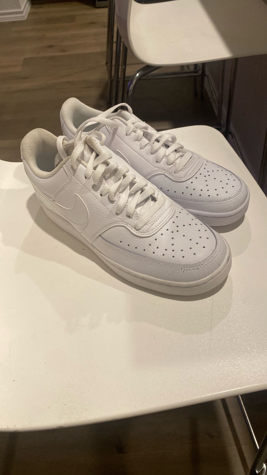 Nike Men’s Court Vision Size 8.5