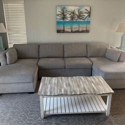 Sofa sectional