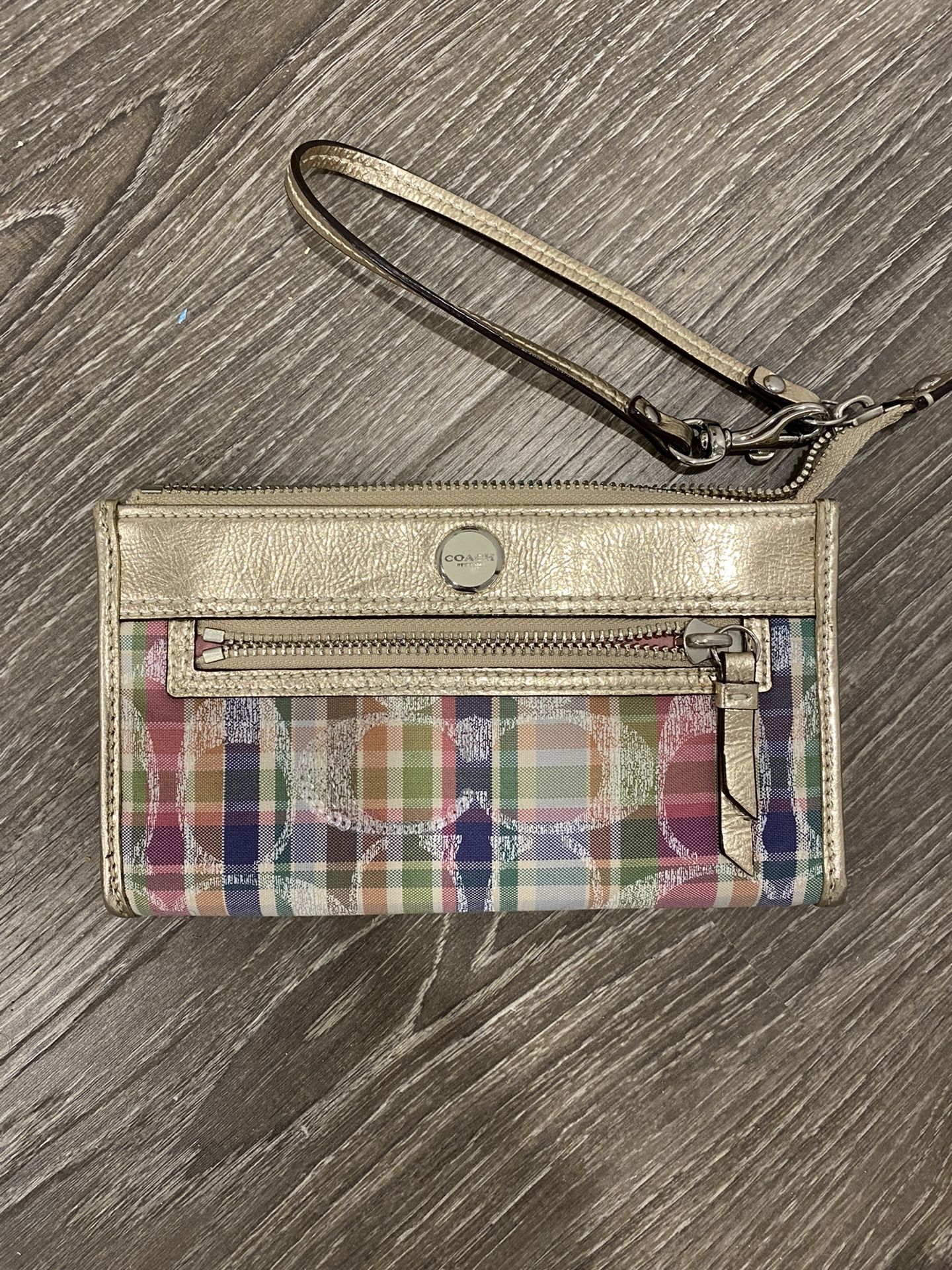 Coach Large Wristlet with free matching purse