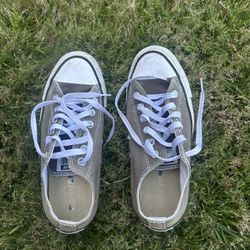 Converse Chuck Taylor All Star Gray Low Top Sneaker Shoes Womens Size 7.5