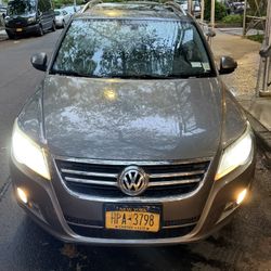 2010 Volkswagen Tiguan