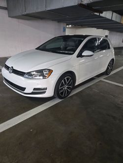 Vw. Golf. 2015. Clean Title.