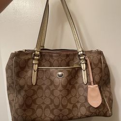 Leather Original Coach Purse In Good Condition 
