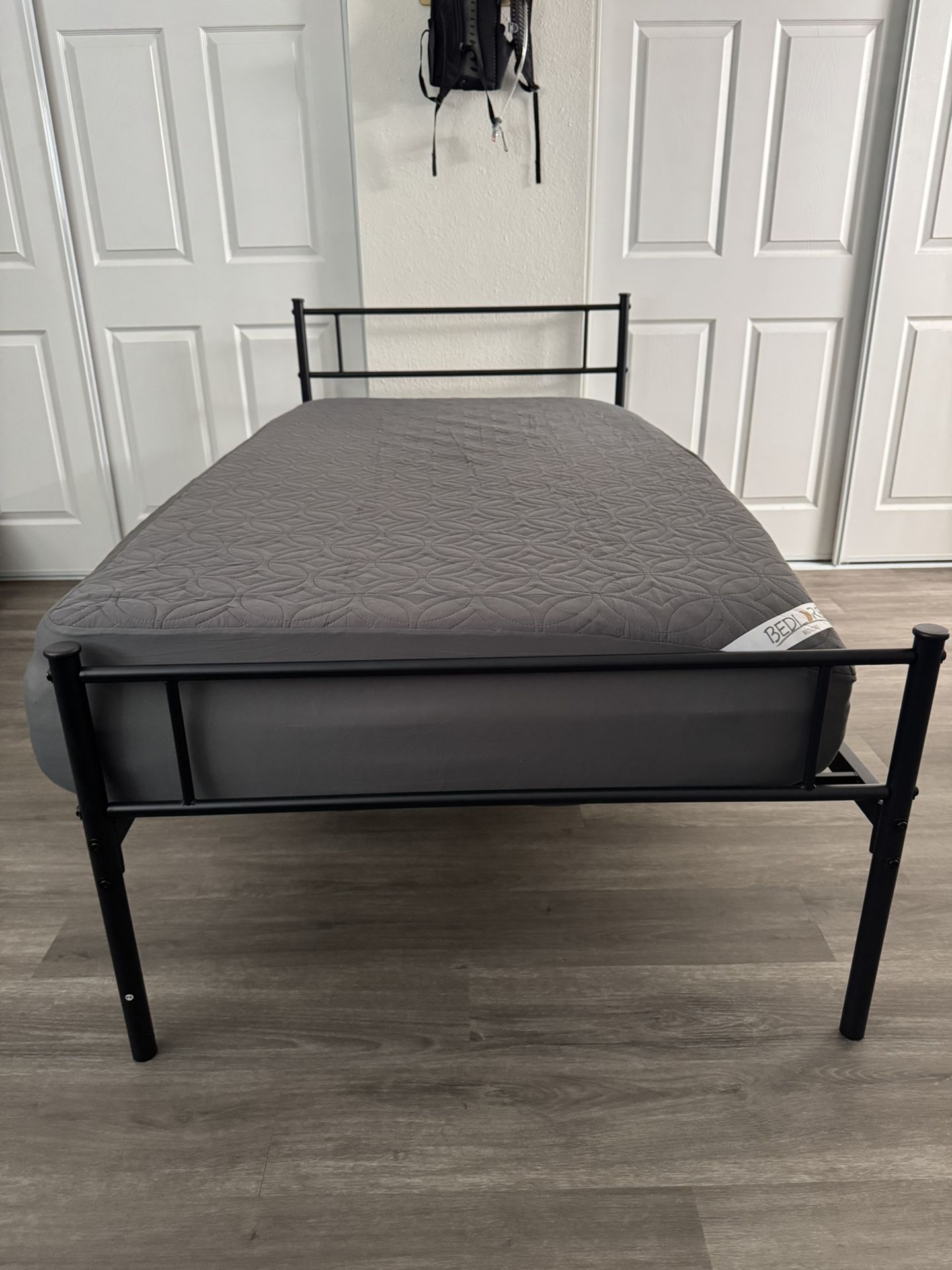 Twin Bed With Mattress