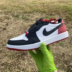 Jordan 1 ‘Black Toe’ Sz 9.5