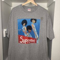 Supreme group Tee 