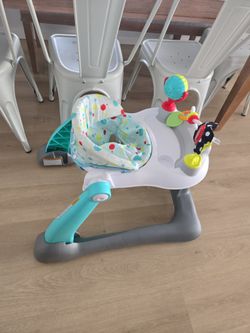 Baby walker Like new