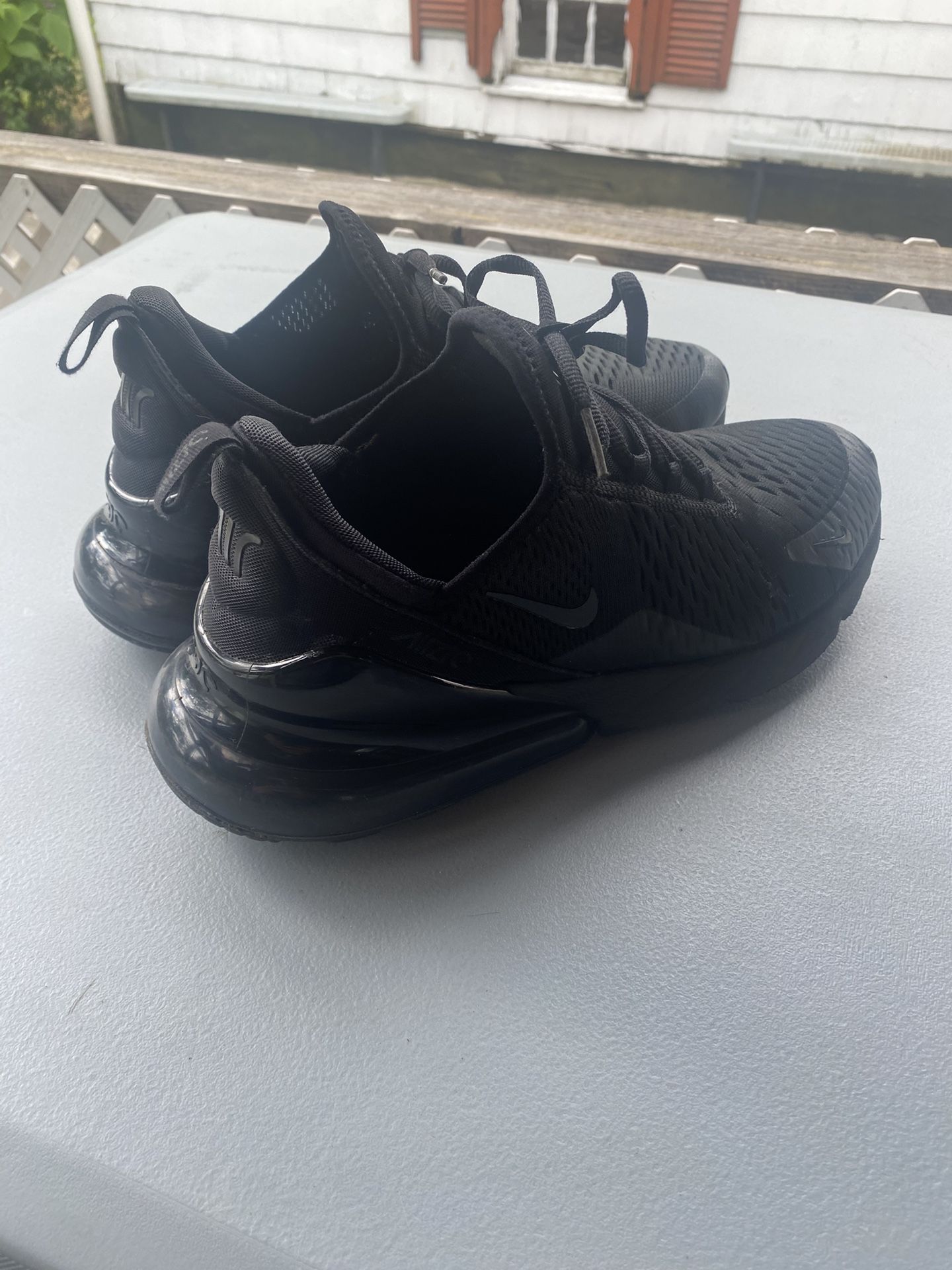 Nike Air Max 270