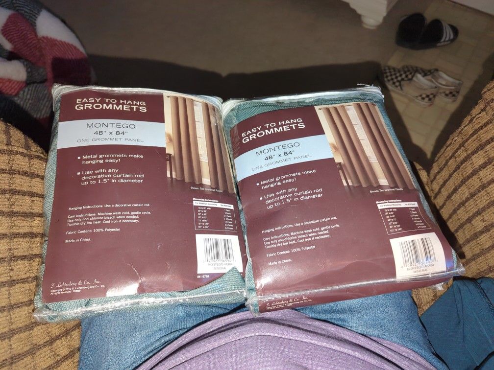 Grommet Panels