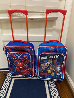 Kids luggage