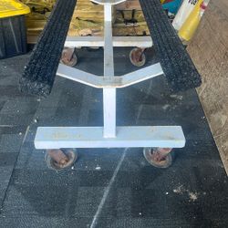 Jet ski stand with wheels