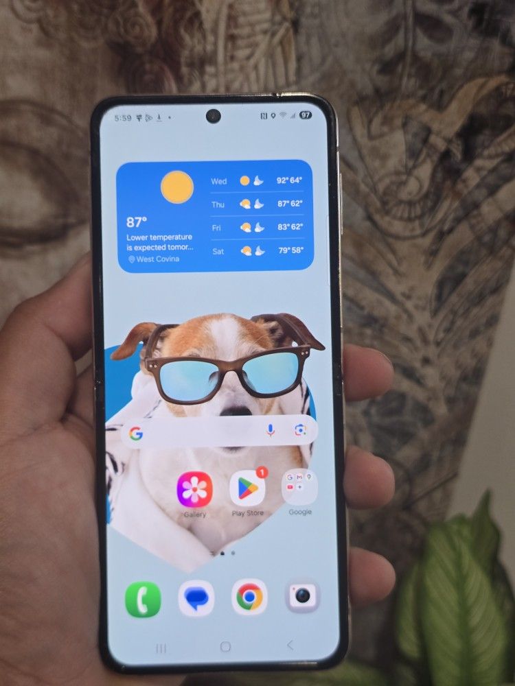 Galaxy Flip 4