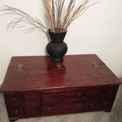 Large Coffee Table W/storage 