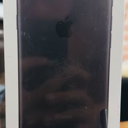 iPhone 7 BRAND NEW NEVER OPENED. (SEALED)