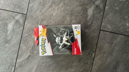 Pikachu Figure 25 