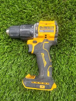DeWalt 20V MAX Brushless Hammer Drill DCD799 – Works Great  Price: $75 OBO