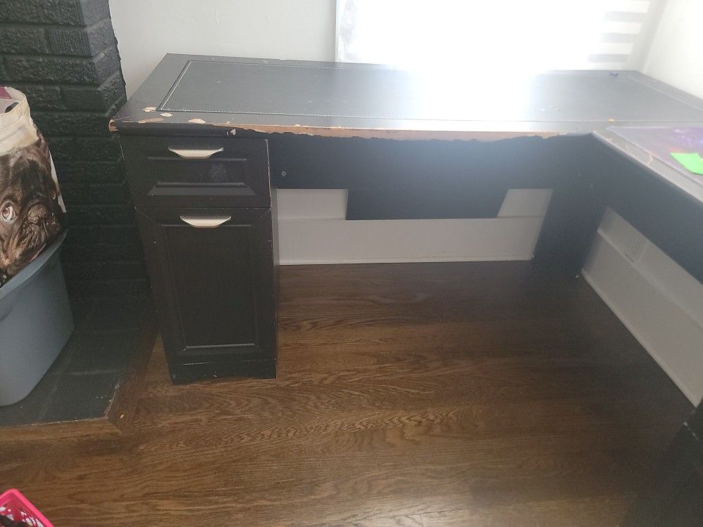 FREE CPU DESK