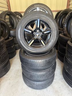 17” Mohave Crossover CUV Ford Mustang Base V6 2015-2020 225/65R17 Rims Tires