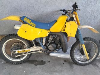 1984 Suzuki 250 2- stroke