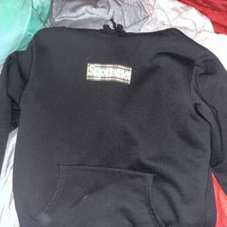 Supreme X Burberry
