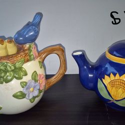Teapots ** Teacups ** & Trinkets 