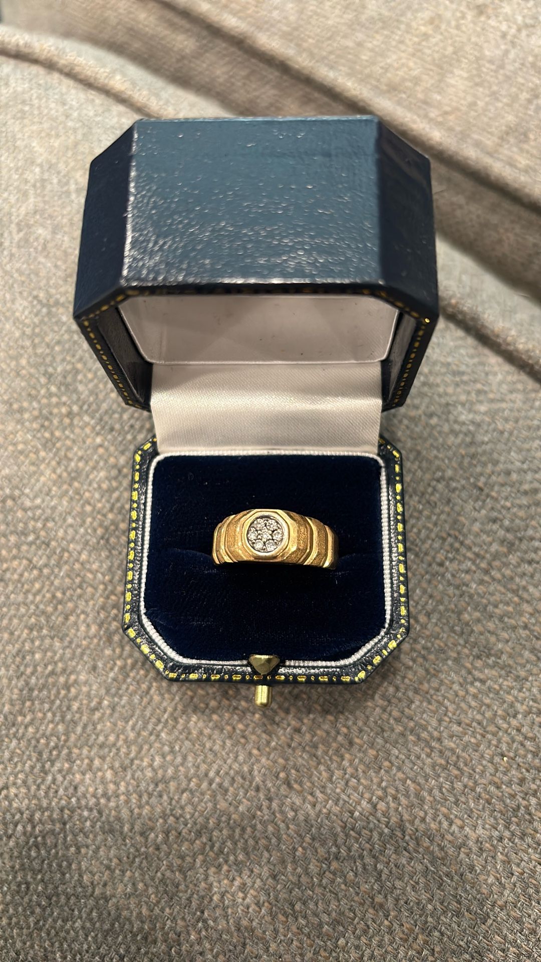 Men’s Diamond Ring