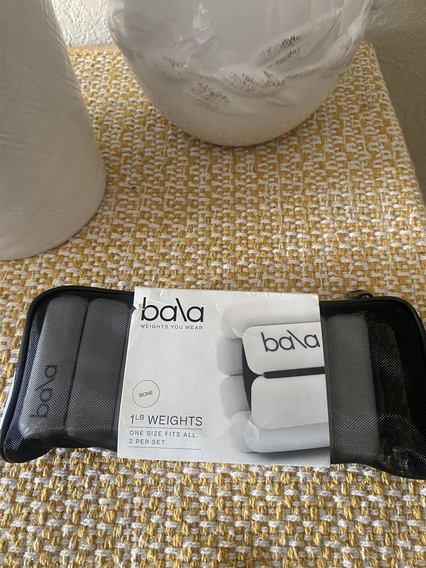 Bala ankle/ wrist weights Bone White