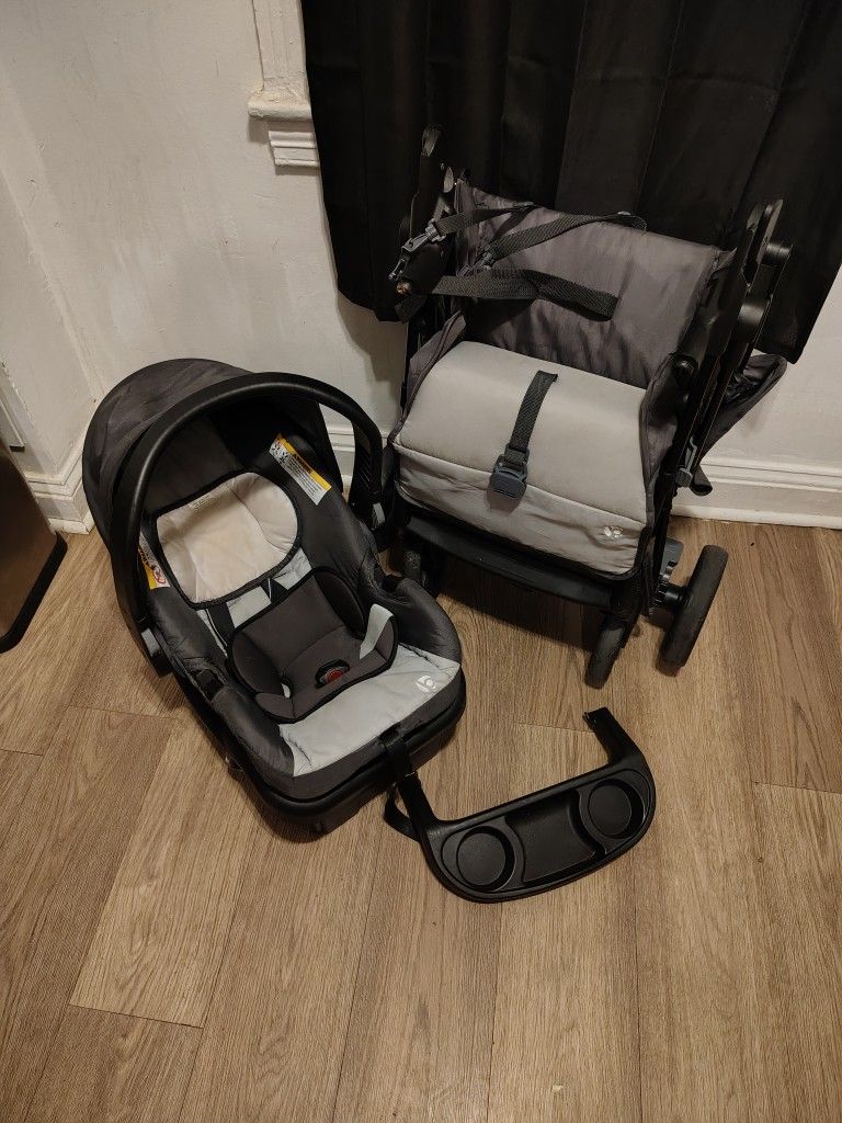 Unisex Baby Stroller/Carseat Combo-Grey